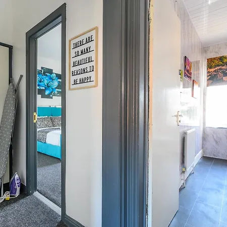 Гостевой дом Rb27Gt - Comfortable Shared Bedroom In Morley *
