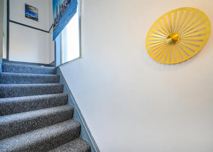 -rb27a- For Your Relaxed & Cosy Stay,free Parking Leeds (West Yorkshire)