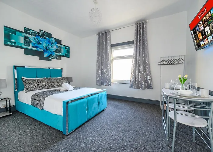 -rb27a- For Your Relaxed & Cosy Stay,free Parking * Лідс